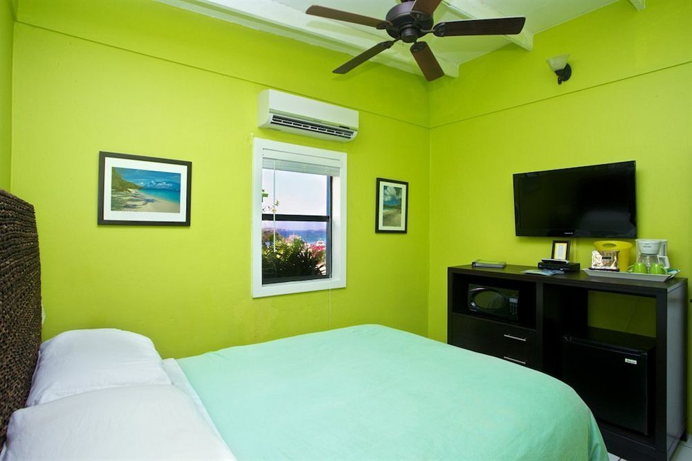 St. John Inn Cruz Bay Екстер'єр фото